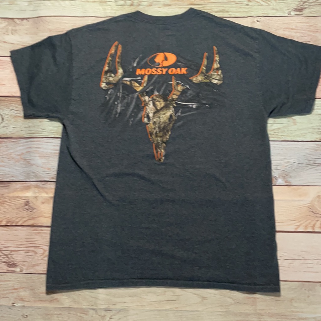 Missy Oak Tee